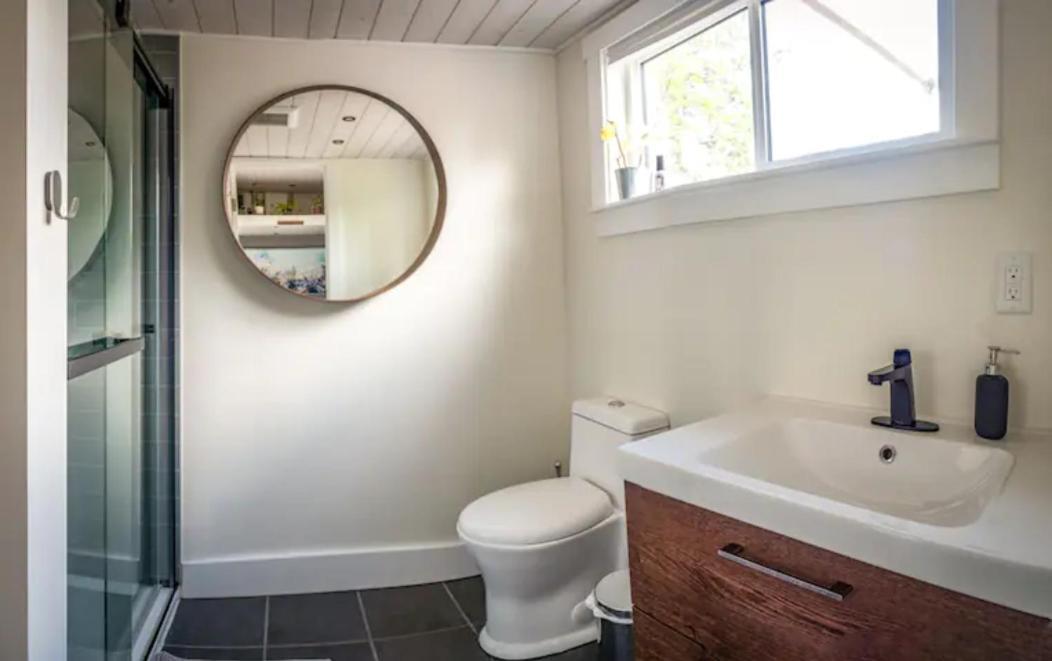 Golden Tiny Homes Exterior photo